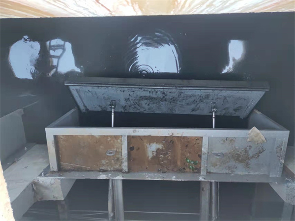 漫画羞羞日漫旋转堰门