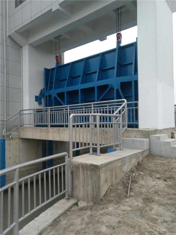 不锈钢羞羞漫画网址